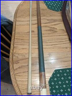 Vintage McDermott Pool Cue Green 19oz with 2 shafts