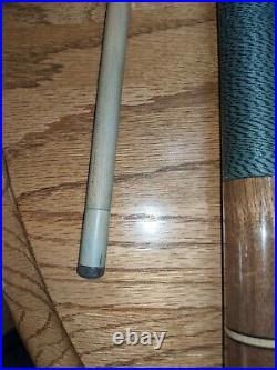 Vintage McDermott Pool Cue Green 19oz with 2 shafts