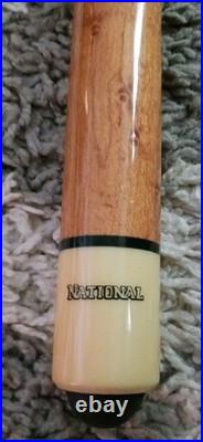 Vintage National Pool Cue Beautiful Wood Grain 58 With McDermott Carry Case