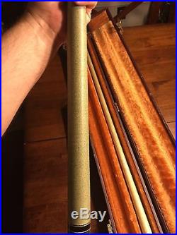 Vintage Rare Retired McDermott D-23'Rose' Pool Cue with Floating Points