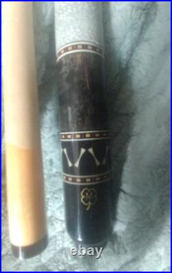 Vintage Retired McDermott M7-02 Pool Cue